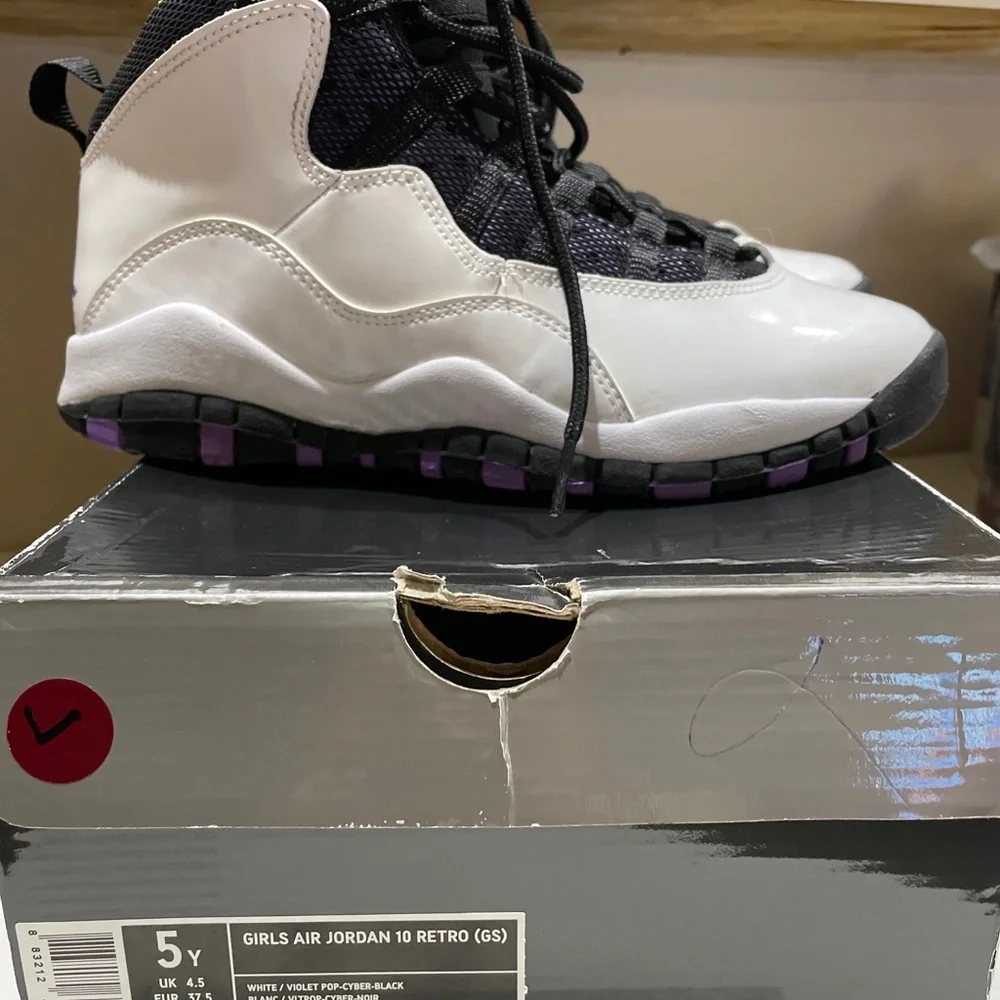 Girls Air Jordan 10 Retro (GS)  5Y - Picture 6 of 7
